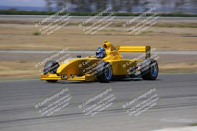 media/Jun-05-2022-CalClub SCCA (Sun) [[19e9bfb4bf]]/Around the Pits/